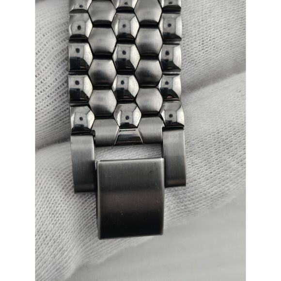 Mens Bulova Caravelle Ultra Slim Elegant Tank Watch Quartz New Battery Runs Well - Picture 5 of 10